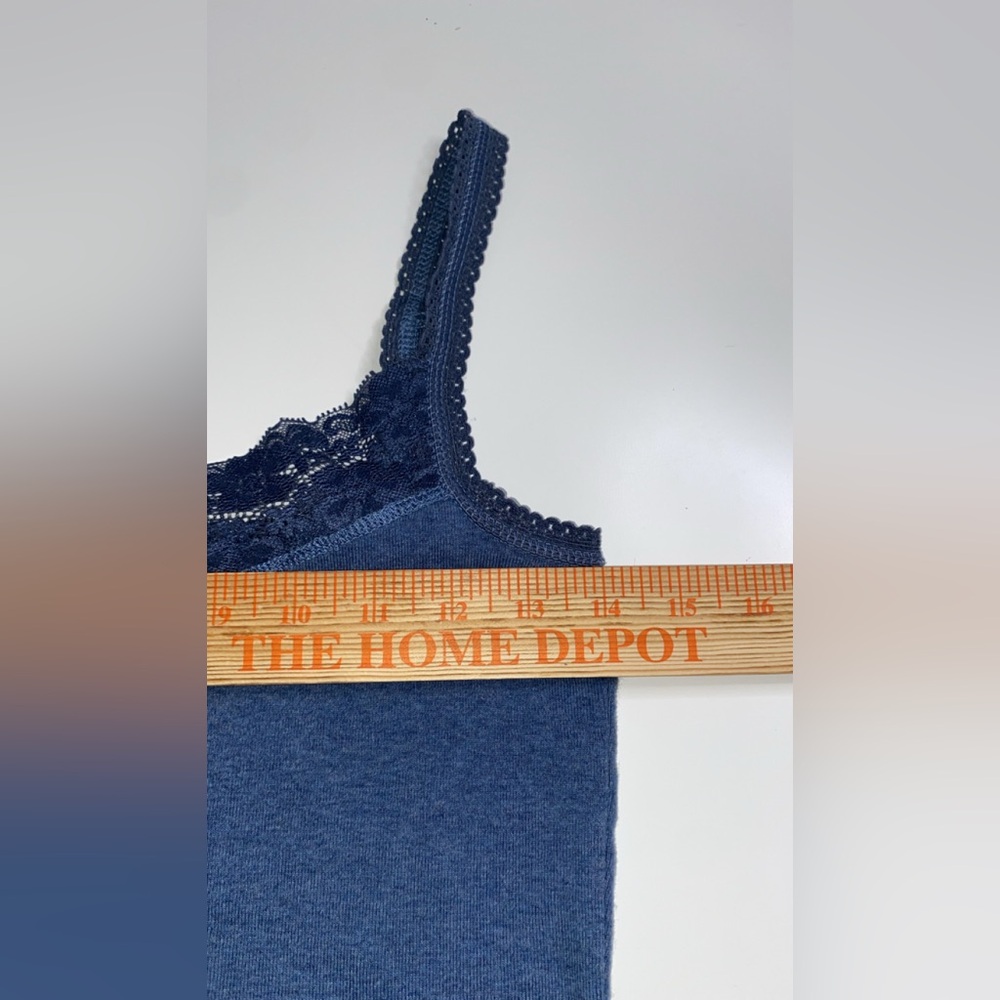 Y2K Tommy Hilfiger Navy Camisole with Lace Detail - Picture 8 of 9